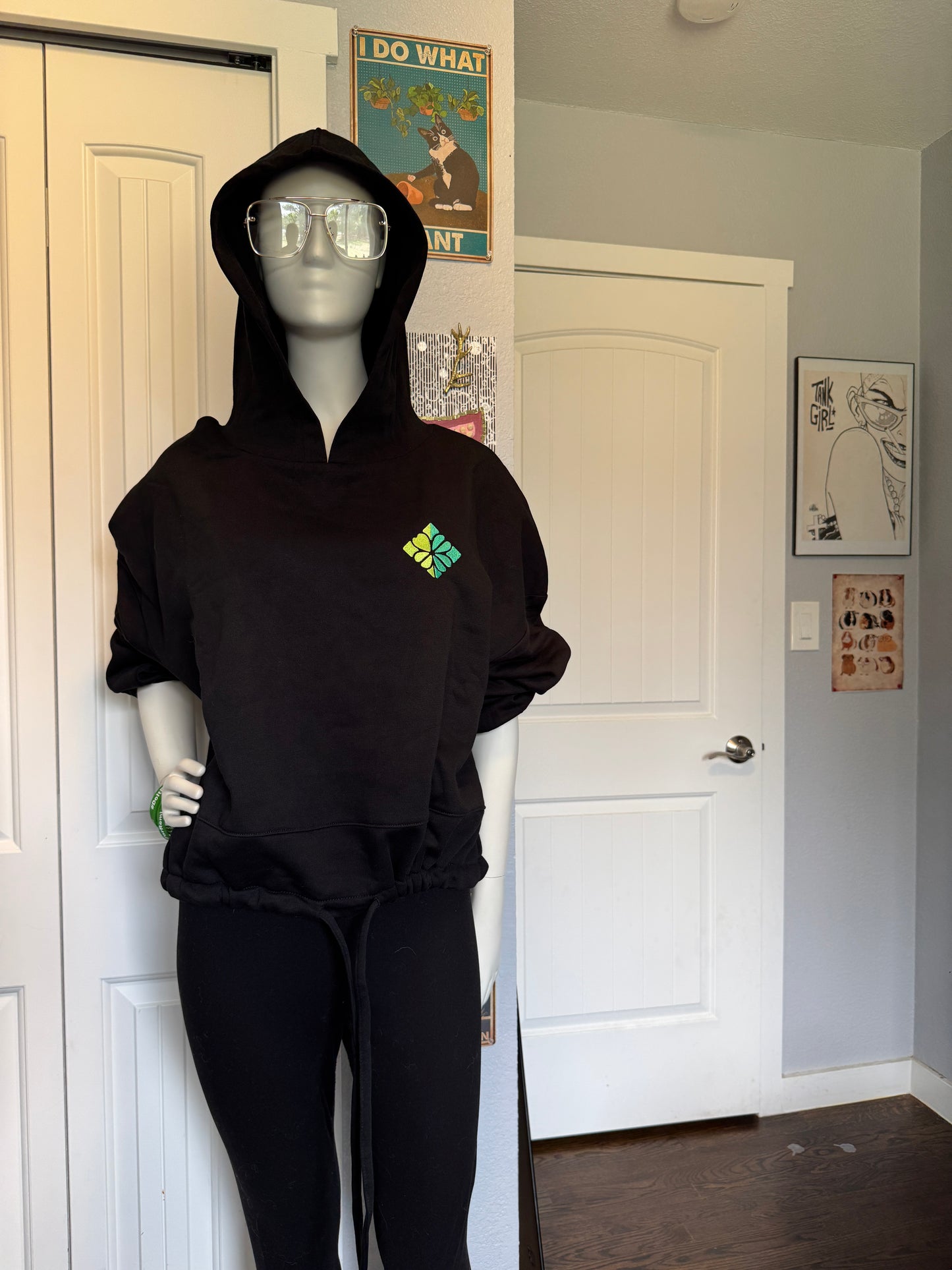 "Prima" ShamRockk Ladies' Cropped Hoodie